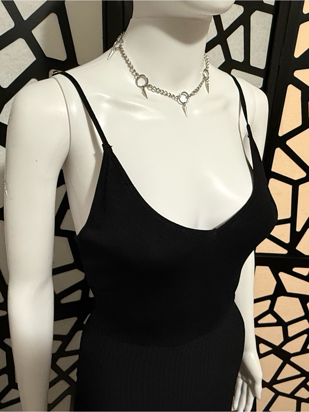 Hera Collection Black Bodycon Ribbed Dress - Medium